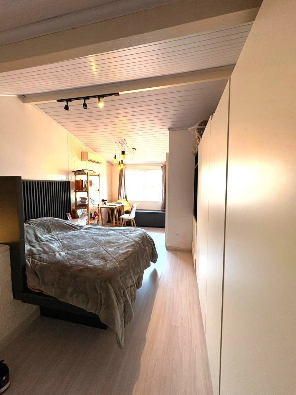 Imagem Casa sobrado de 3 dormitórios e 2 vagas