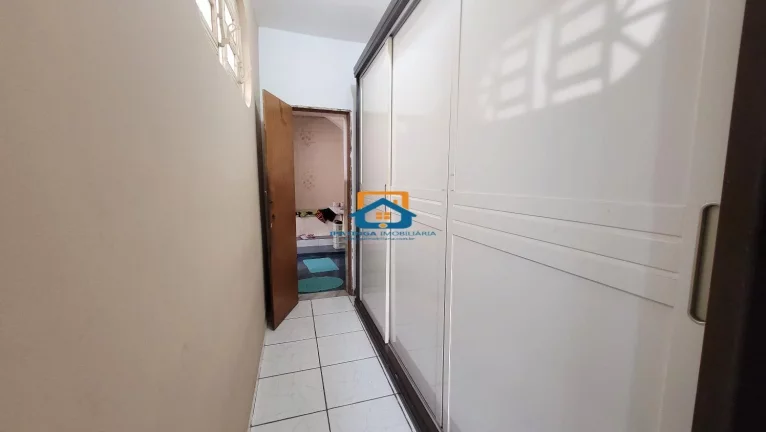Imagem Casa a venda próximo ao hospital no bairro imbaúbas.