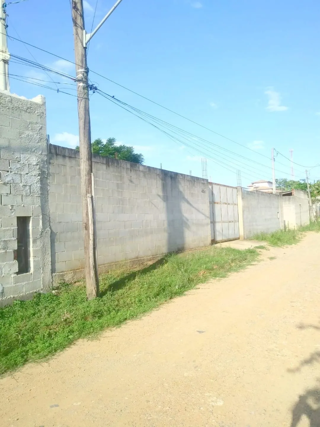 Imagem Terreno plano e com 1.600,00 m2 à venda, Bom Jardim II, Guaratinguetá, SP