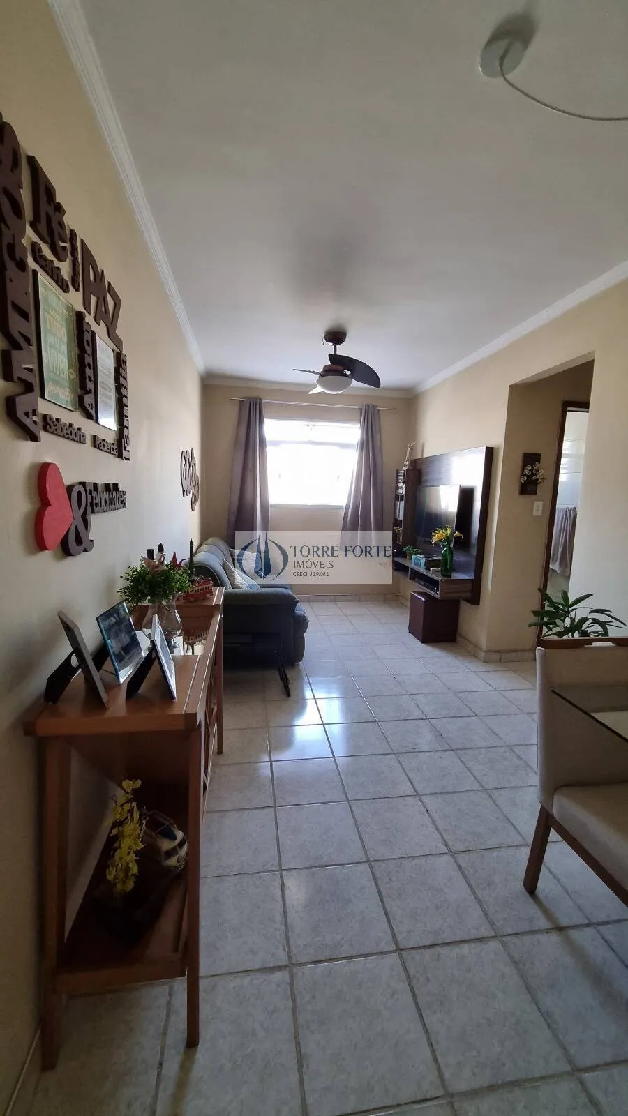 Imagem Apartamento com 2 dormitorios 1 vaga na Vila Carmosina.