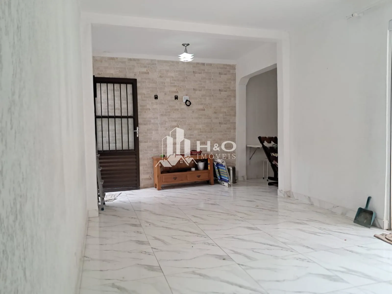 Imagem Oportunidade, Casa Térrea Ampla na Mooca com Churrasqueira, Closet e Quintal - Conforto e Versatilidade para Sua Família