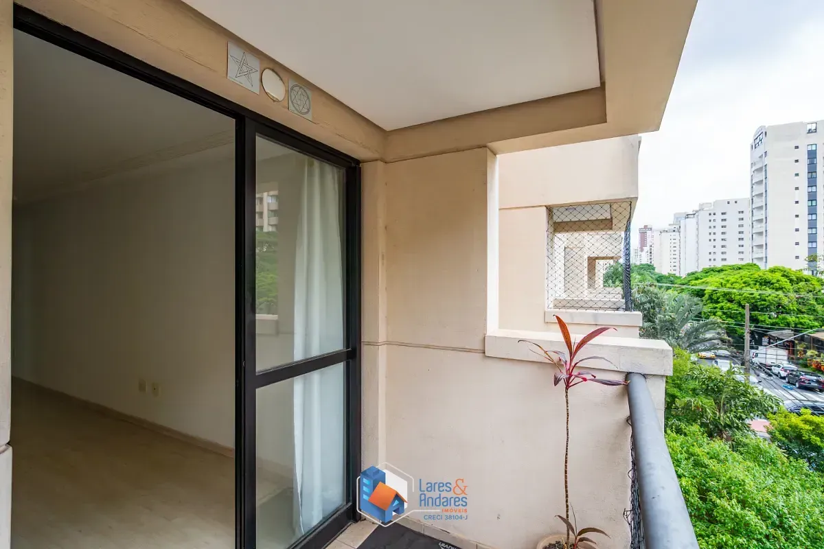 Imagem Apartamento para venda em Moema com 2 quartos, sendo 1 suíte, 56m²
