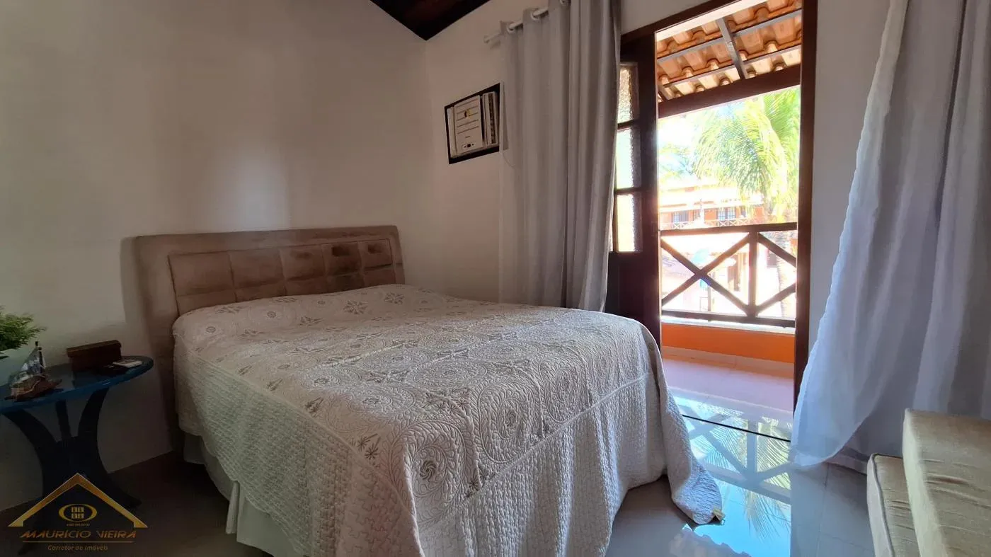 Imagem Casa em Condomínio para Venda em Cabo Frio / RJ no bairro Ogiva