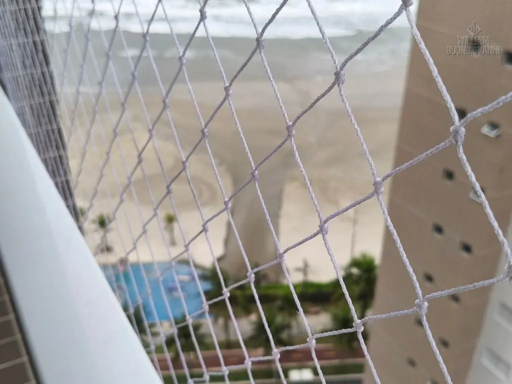 Foto do imóvel 𝗙𝗥𝗘𝗡𝗧𝗘 𝗠𝗔𝗥 | 𝟵𝟰𝗺² | 𝟮 𝗩𝗔𝗚𝗔𝗦 | 𝗥$ 𝟱𝟵𝟬 𝗠𝗜𝗟 em Real, Praia Grande - SP