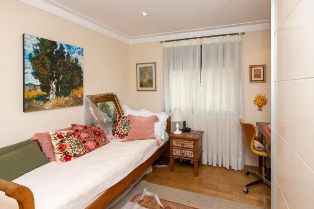 Imagem Apartamento à venda em São Paulo, Vila Nova Conceição, com 3 quartos, 161m2