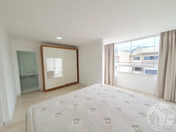 Imagem Espaçoso triplex para morar ou investir Balneário Camboriú