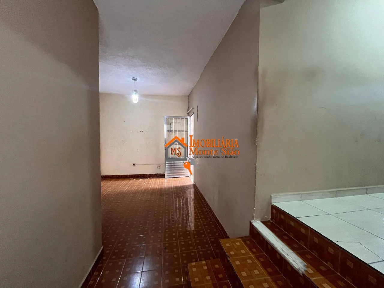 Imagem Casa com 3 dormitórios à venda, 200 m² por R$ 298.000,00 - Cidade Tupinambá - Guarulhos/SP