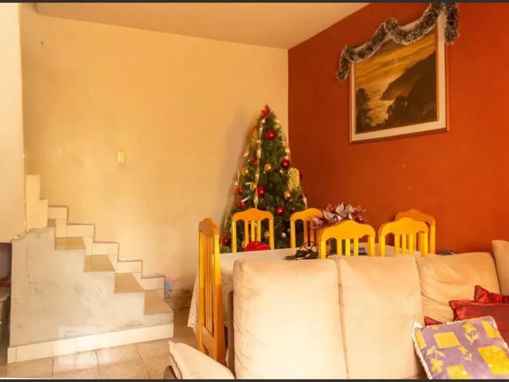 Imagem Casa à venda em São Paulo-SP, Jardim Marajoara: 2 quartos, 1 banheiro, 1 vaga de garagem, 158m² de área.