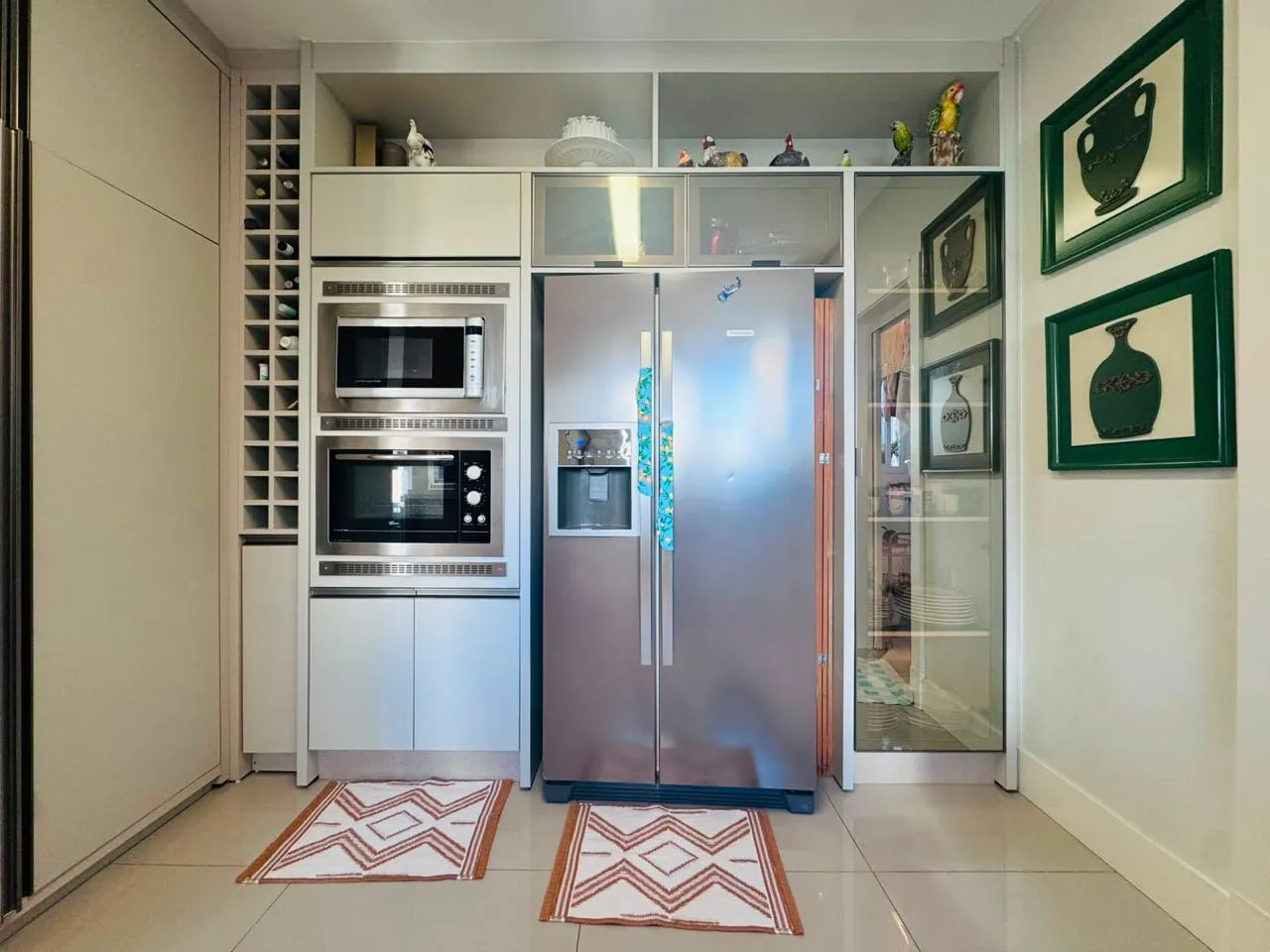 Imagem Apartamento à venda com 192.4m2 por R$ 2.400.000,00
