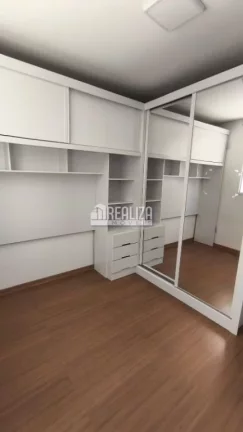 Imagem Apartamento de 2 dormitórios com piscina e portaria 24hrs no Condomínio Residencial Park Uberaba, no bairro Jardim Libânio em Uberaba