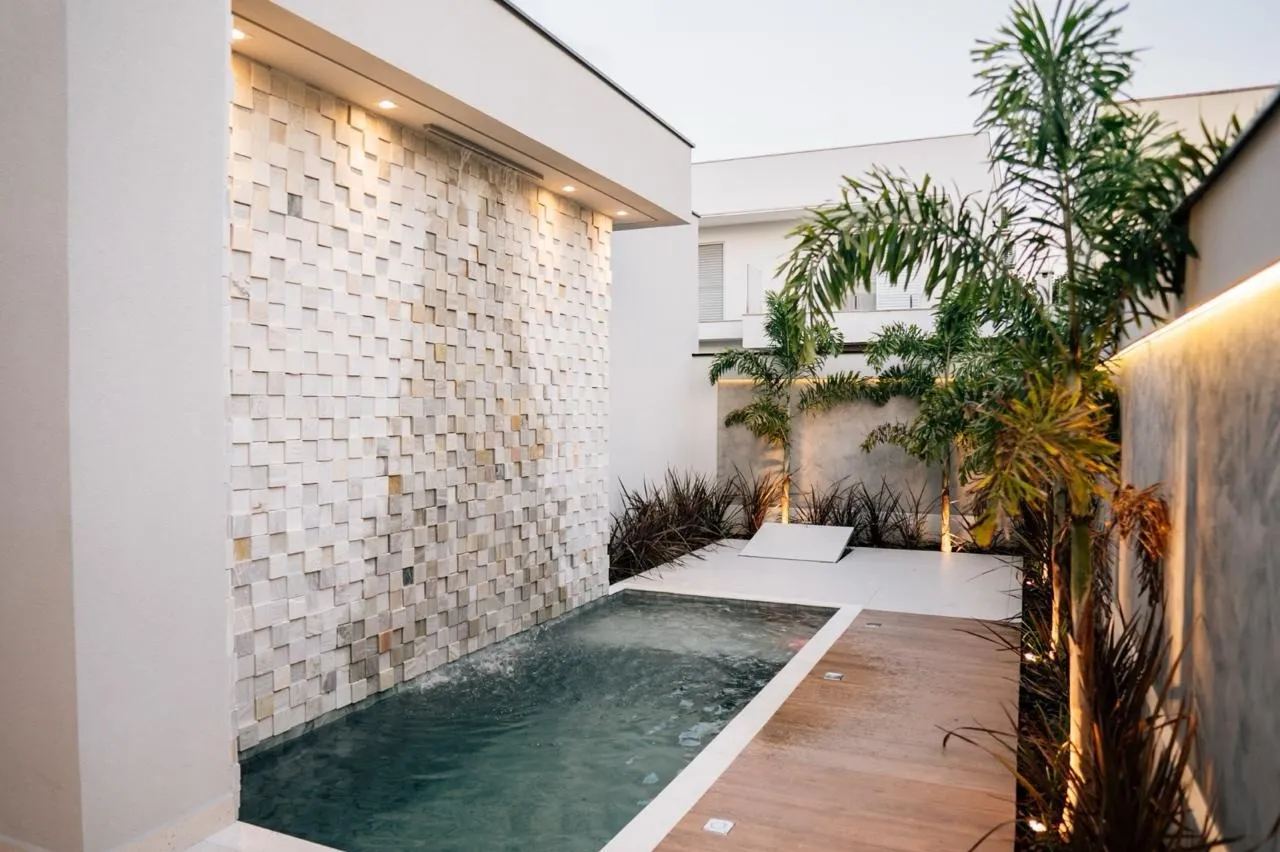 Imagem Exclusiva Casa Térrea no Montblanc com Design Assinado e Localização Privilegiada!