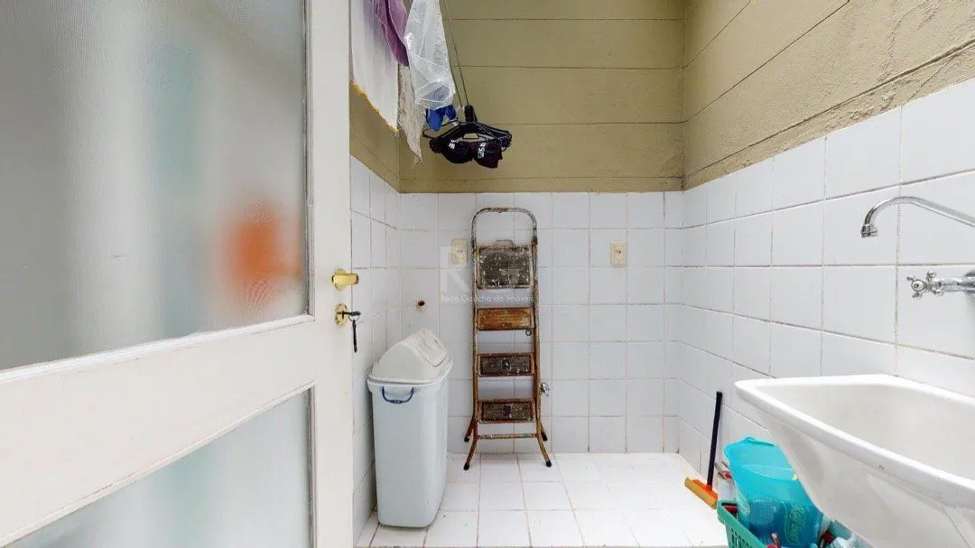 Imagem Casa para Venda - 130m², 3 dormitórios, sendo 1 suites, Cidade Baixa