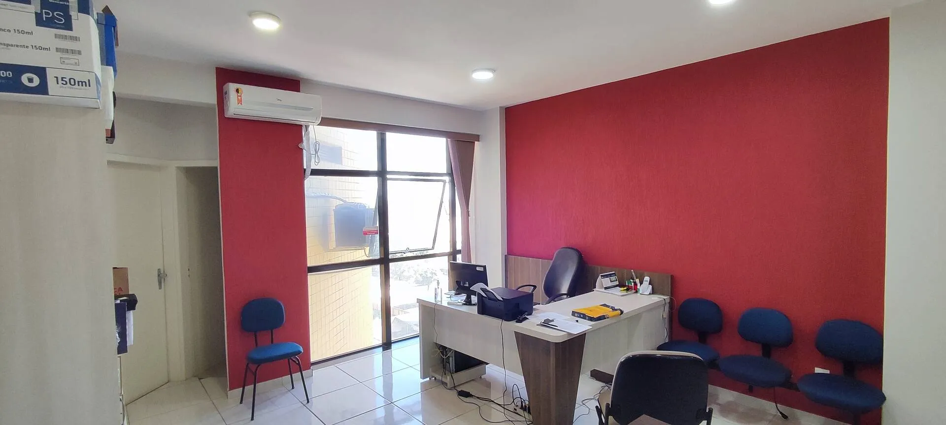 Imagem Oportunidade: Sala Comercial Usada em Cascavel - Centro - 89m² - Portaria 24h e Elevadores