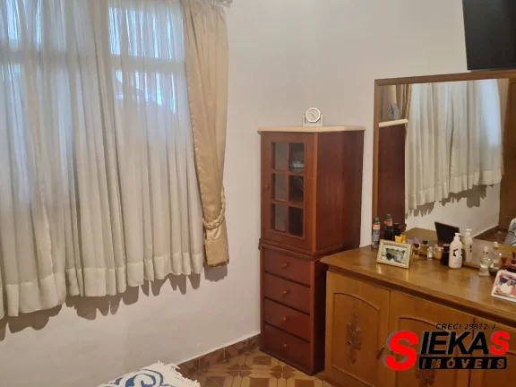 Imagem Imperdível: Casa à venda na Penha, São Paulo-SP com 2 quartos, 1 suíte, 2 banheiros, 3 vagas de garagem e 148 m² de área.