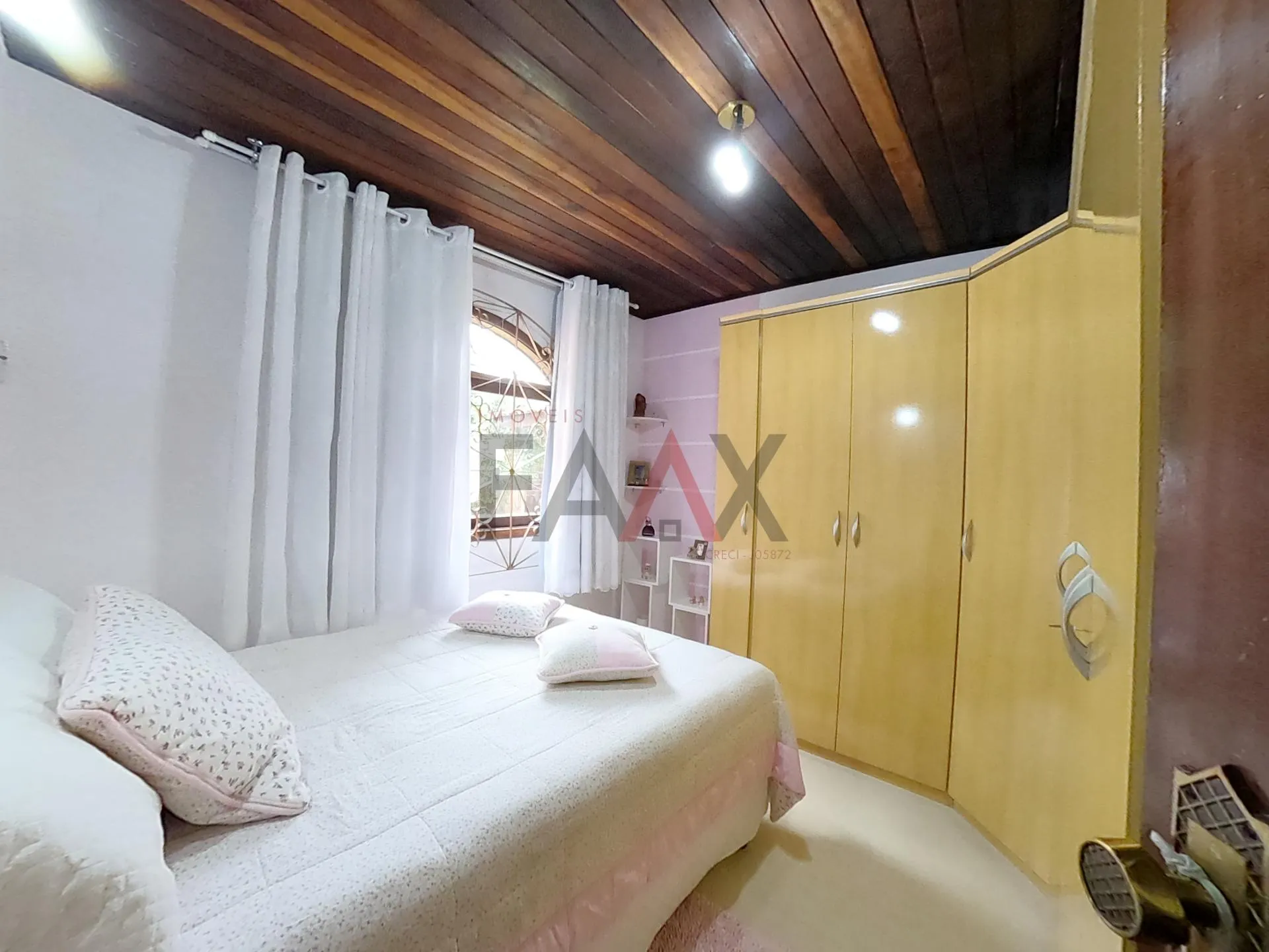 Imagem Casa a venda no bairro Santa Cruz próximo ao Parque do Lago, GUARAPUAVA - PR
