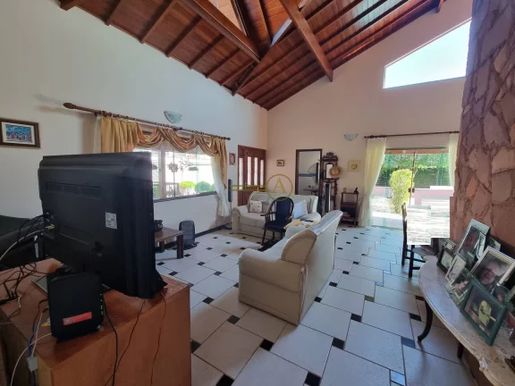 Imagem Mansão térrea de alto padrão à venda, 3 lotes de terrenos, com edículas