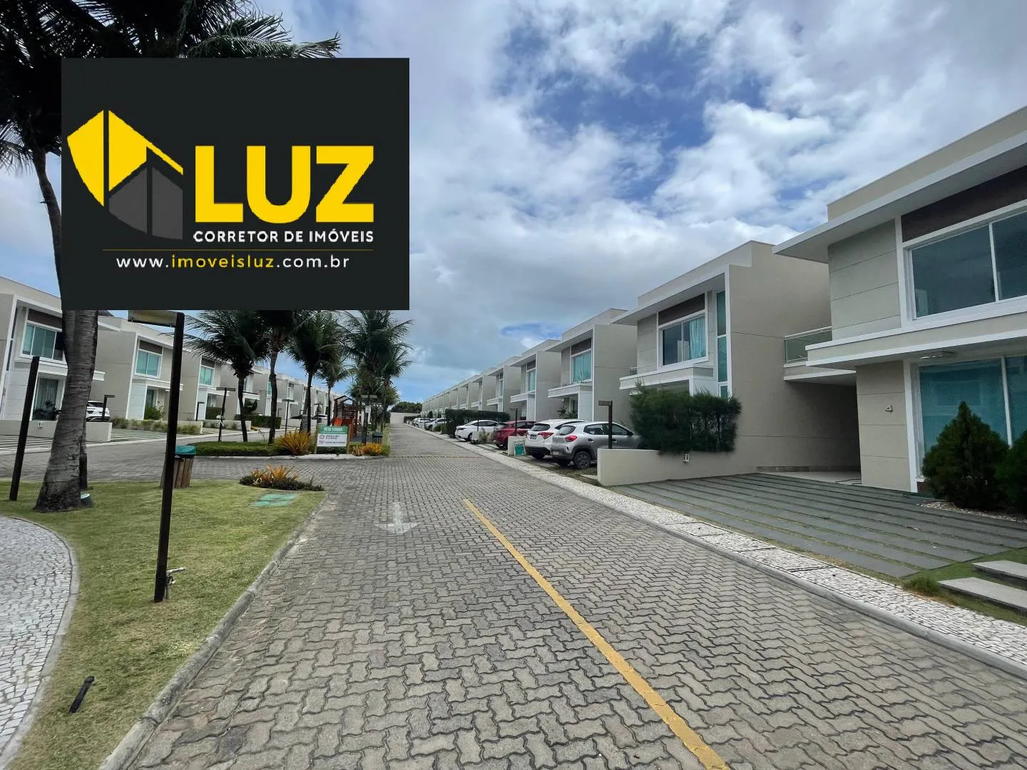 Imagem Casa de Alto Padrão Condomínio Carmel Bosque - Fortaleza