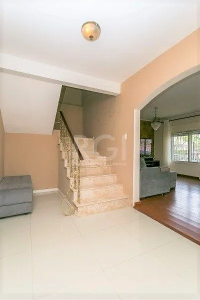 Imagem Casa para Venda - 238.35m², 4 dormitórios, sendo 1 suites, 2 vagas - Nonoai
