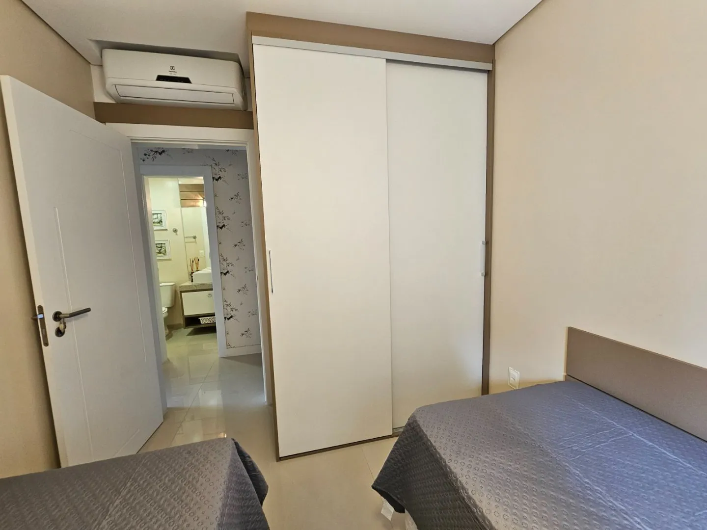 Imagem Apartamento Mobiliado, CAPAO DA CANOA - Suite e Piscina aquecida.