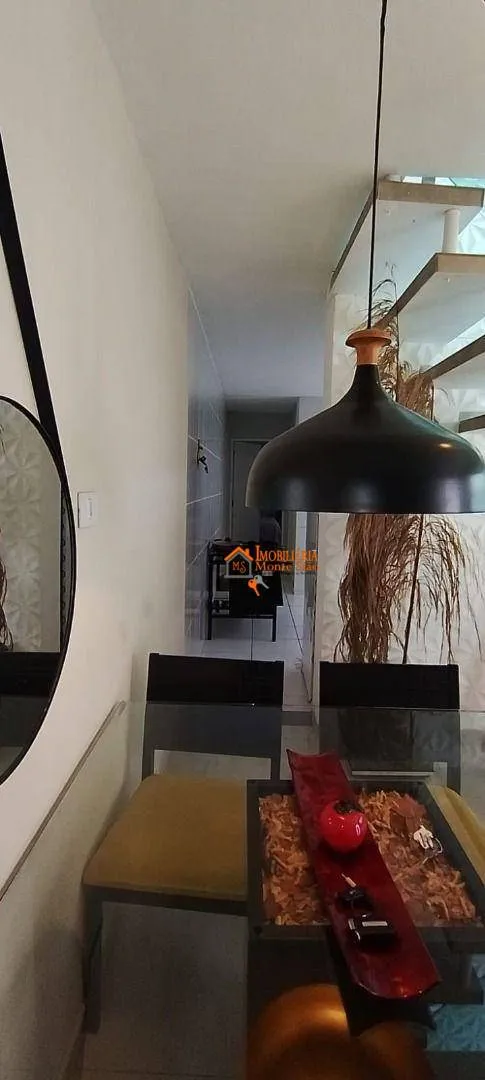 Imagem Sobrado com 5 dormitórios à venda, 200 m² por R$ 950.000,00 - Jardim Cumbica - Guarulhos/SP
