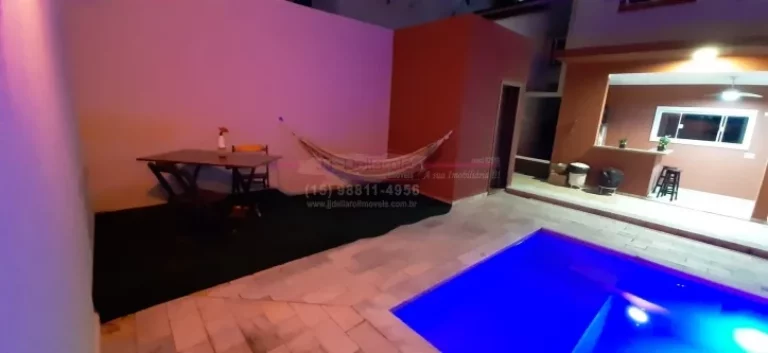 Imagem Casa com 4 dormitórios - Condomínio