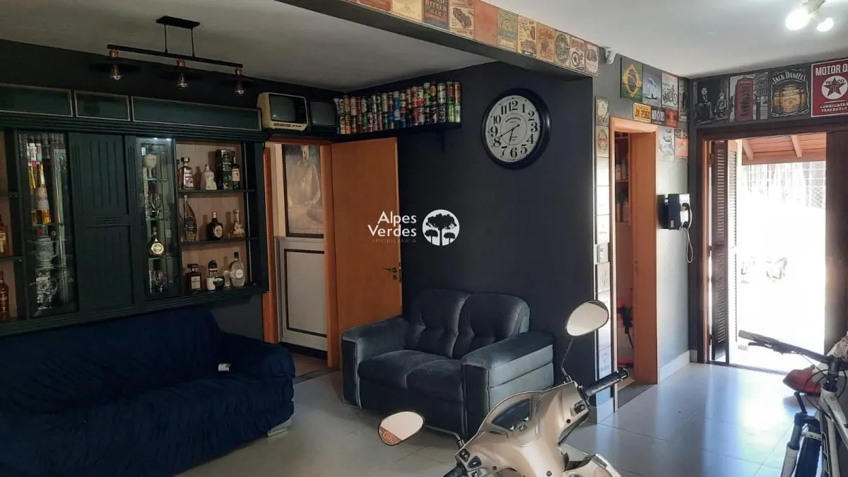 Imagem Vende-se casa em Gramado no bairro Carniel a 8 minutos da Rua Coberta