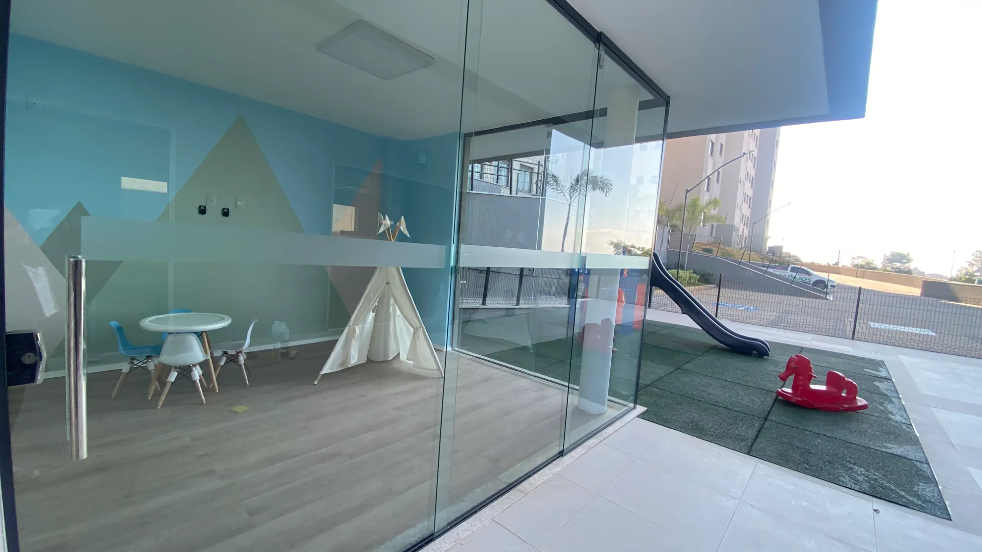 Imagem Apartamento com 2 Quartos à Venda, 52 m² em Estoril - Belo Horizonte