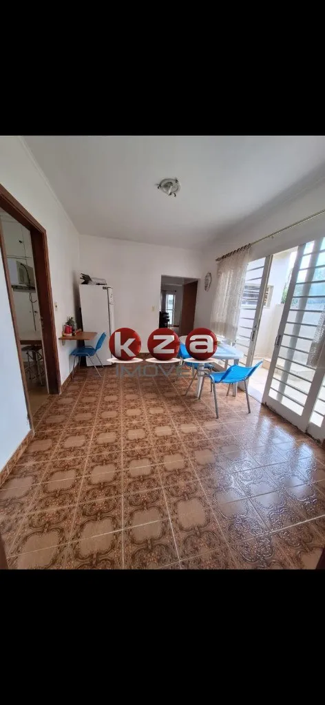 Imagem Imperdível casa à venda em Campinas-SP, no Jardim Planalto: 4 quartos, 1 suíte, 2 salas, 3 banheiros, 6 vagas de garagem, 322 m².