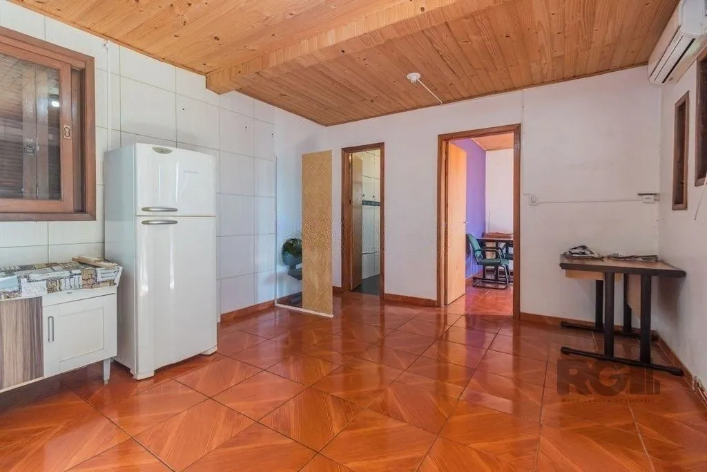 Imagem Casa com 4 dormitórios no bairro Santa Maria Goretti