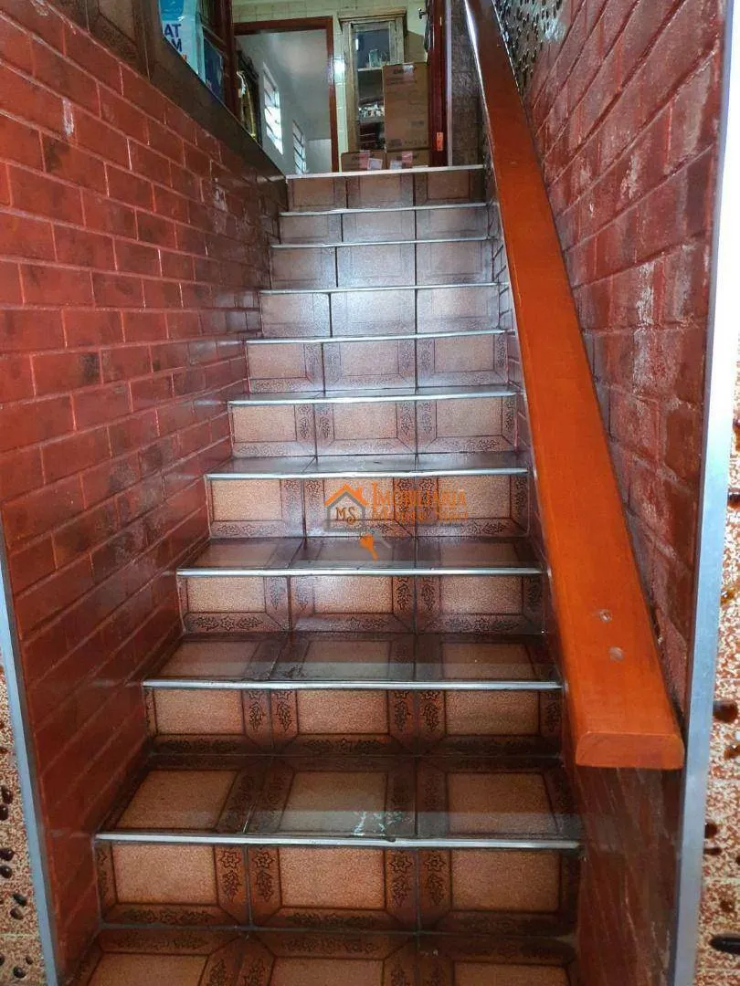 Imagem Sobrado com 3 dormitórios à venda, 290 m² por R$ 970.000,00 - Jardim Divinolândia - Guarulhos/SP