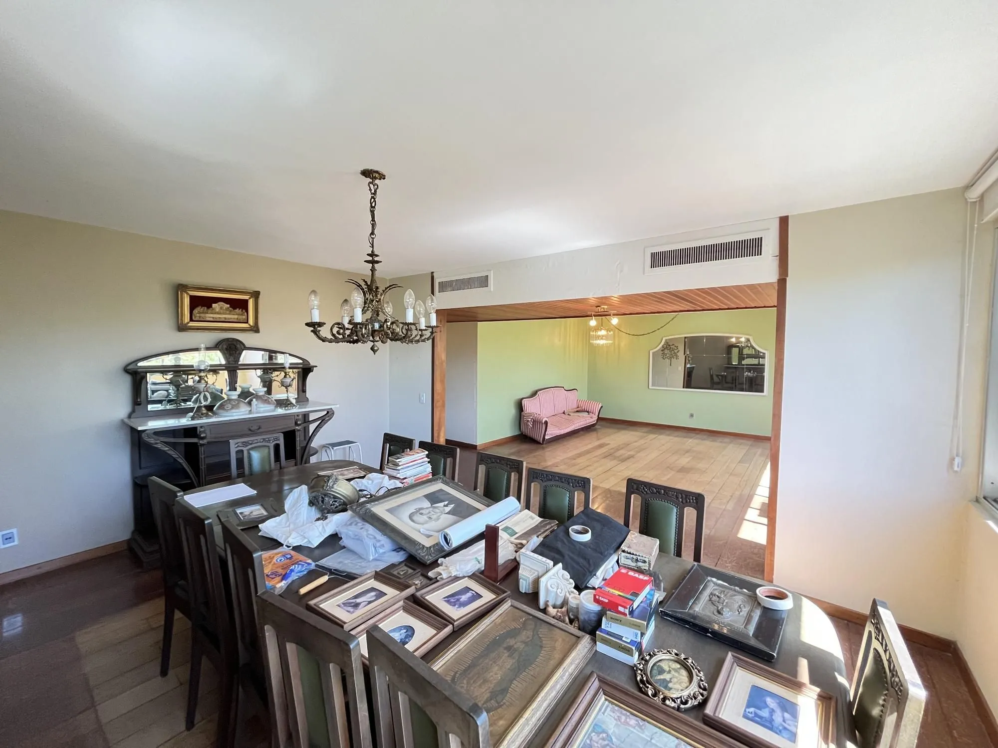 Imagem Apartamento de 3 quartos, suíte e 2 vagas de garagem no bairro Auxiliadora POA