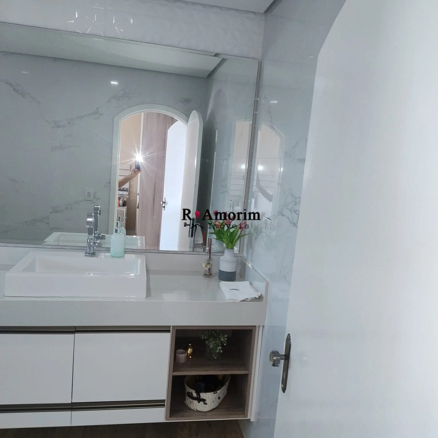 Imagem Casa com ótima localização e acabamento Premiun, a venda em Barueri/SP