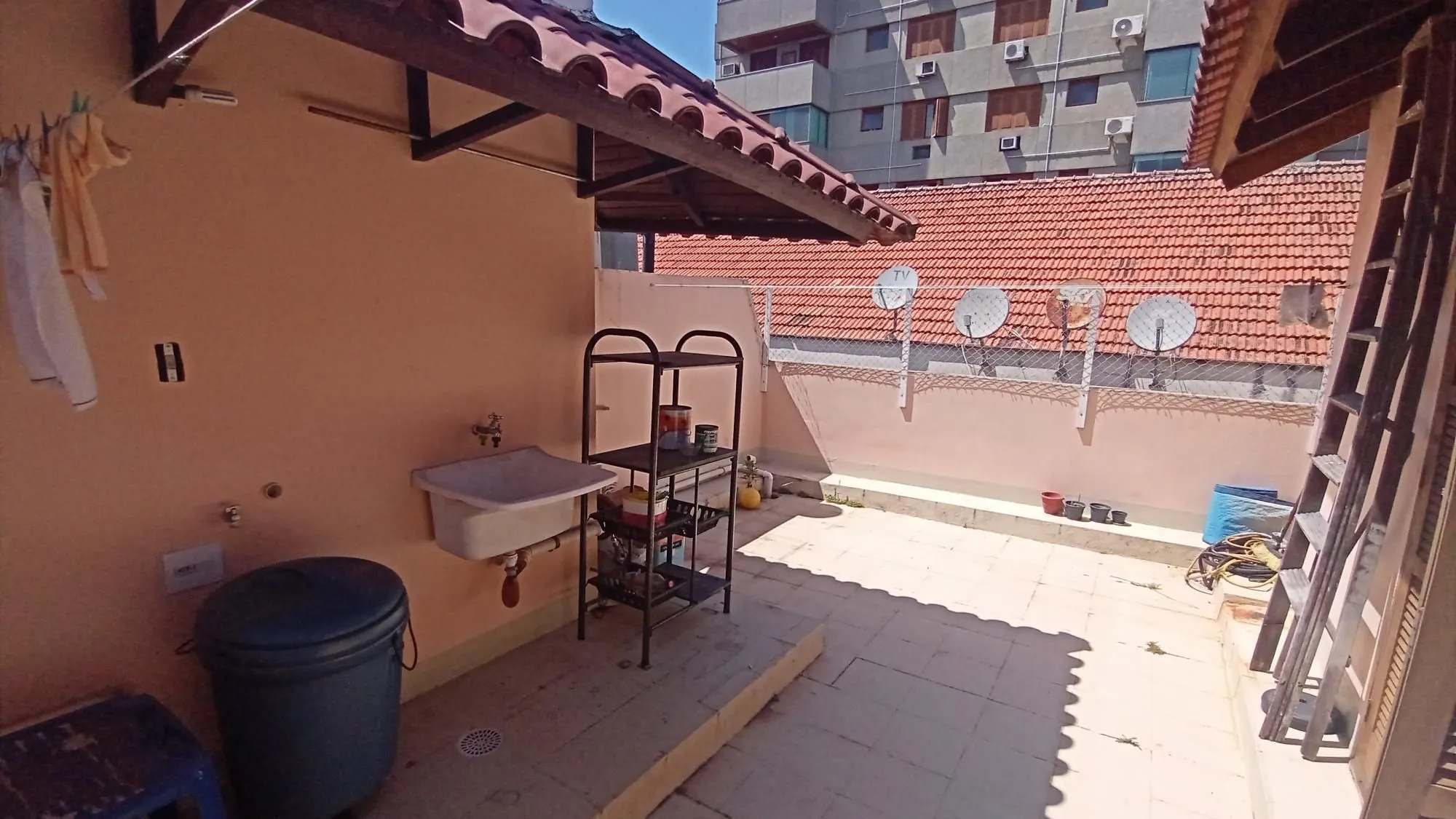 Imagem Cobertura com 2 dormitórios no bairro Petrópolis