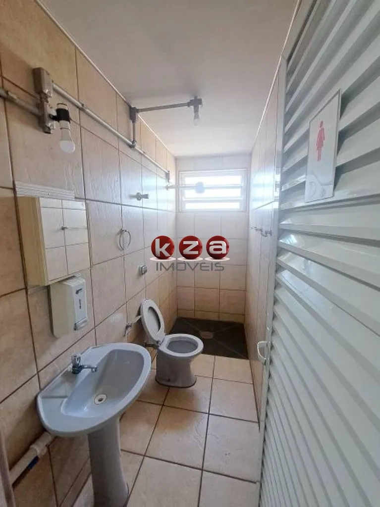 Imagem Barracão comercial e industrial para locação em Valinhos.