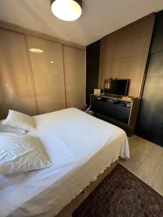 Imagem Amplo e sofisticado apartamento com localização privilegiada, a poucos passos do Colégio Dinâmic...