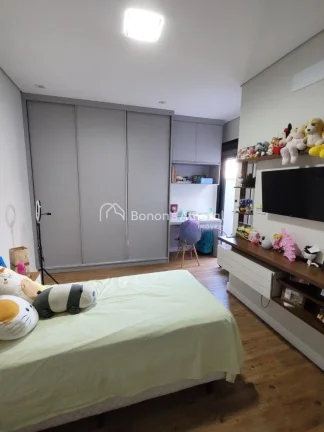 Imagem Com 253 m² bem distribuídos, esta casa no Condomínio Madre Maria Villac oferece conforto, moderni...