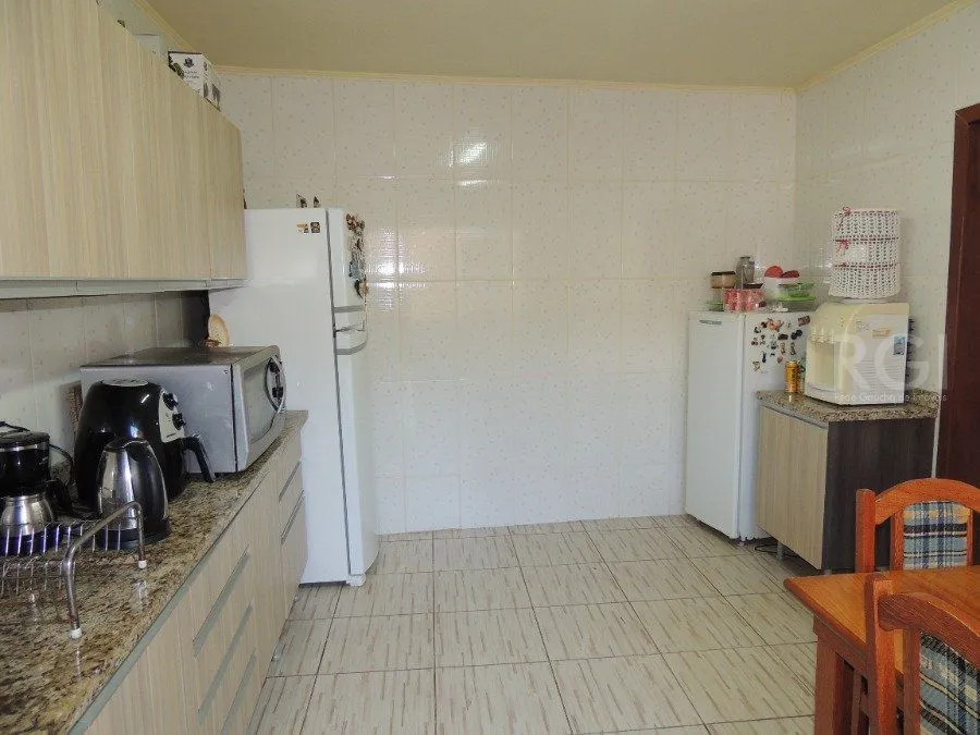 Imagem Sobrado para Venda - 280m², 3 dormitórios, 2 vagas - Alegria