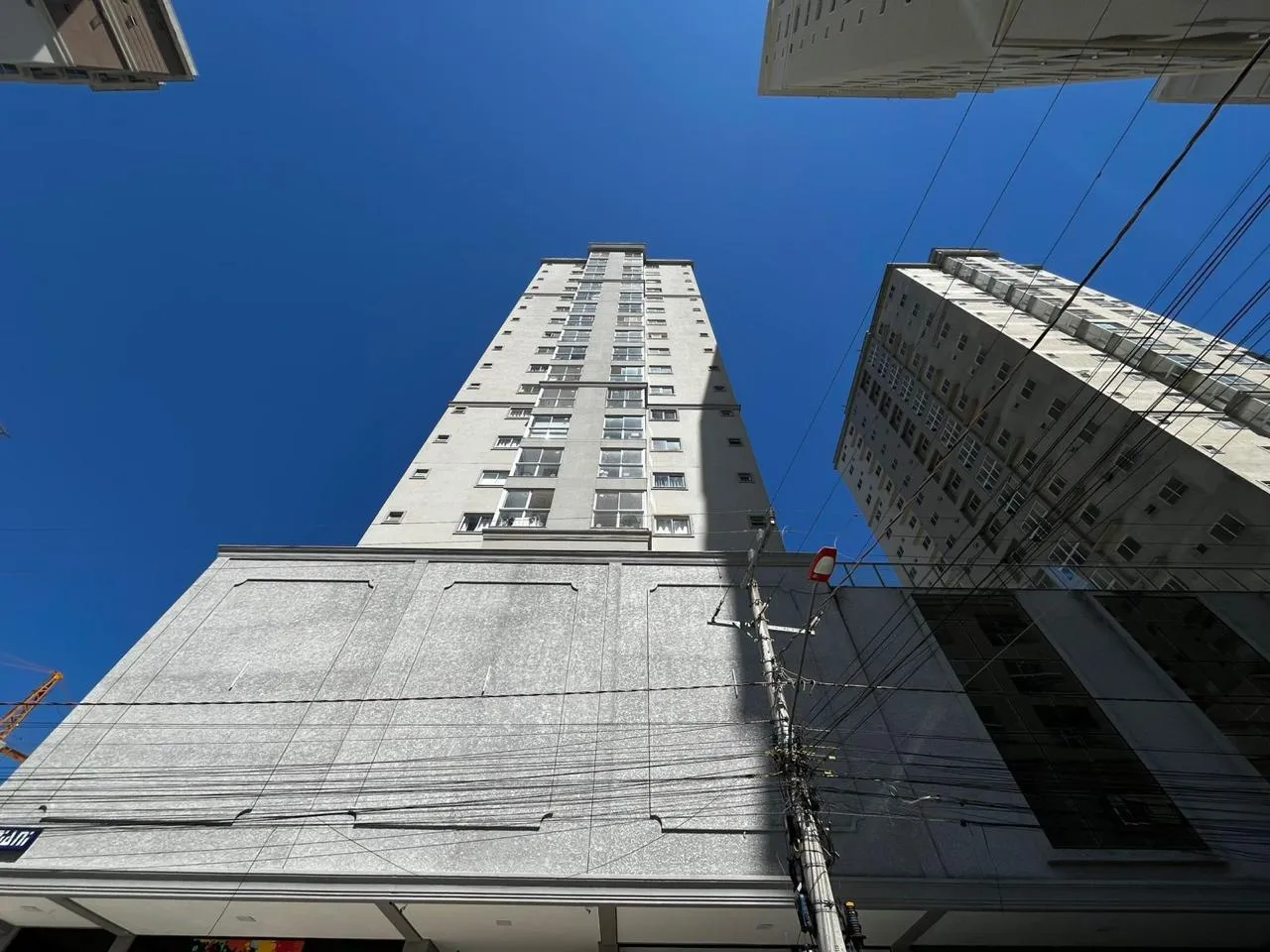 Imagem Apartamento com vista para o mar à venda com 702m2 por R$ 1.200.000,00