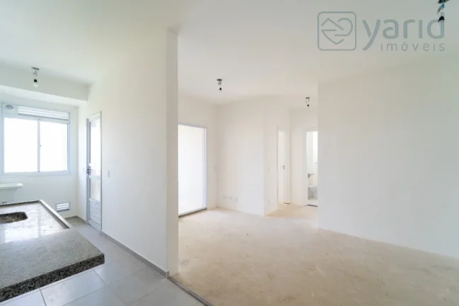 Imagem Imperdível! Apartamento à venda em Jundiaí-SP, no bairro Medeiros, com 2 quartos, 1 suíte, 1 sala, 2 banheiros, 2 vagas, 67m².