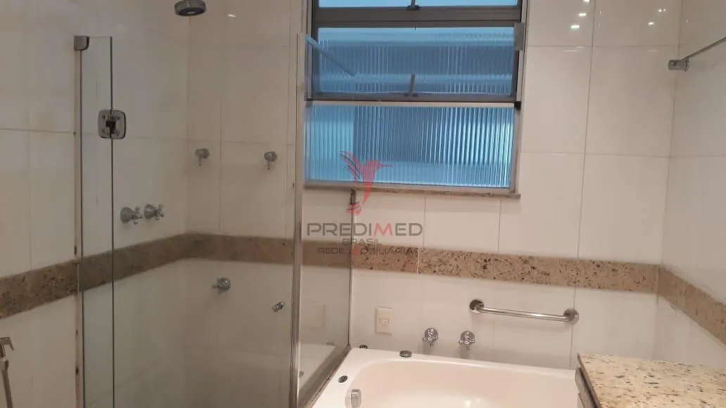 Imagem AV. ATLÂNTICA Copa , 223 M² FRONTAL MAR , TRADICIONAL PRÉDIO ,MUITO BEM ADMINISTRADO