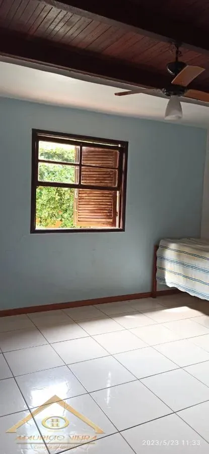 Imagem Casa em Condomínio para Venda em Cabo Frio / RJ no bairro Peró