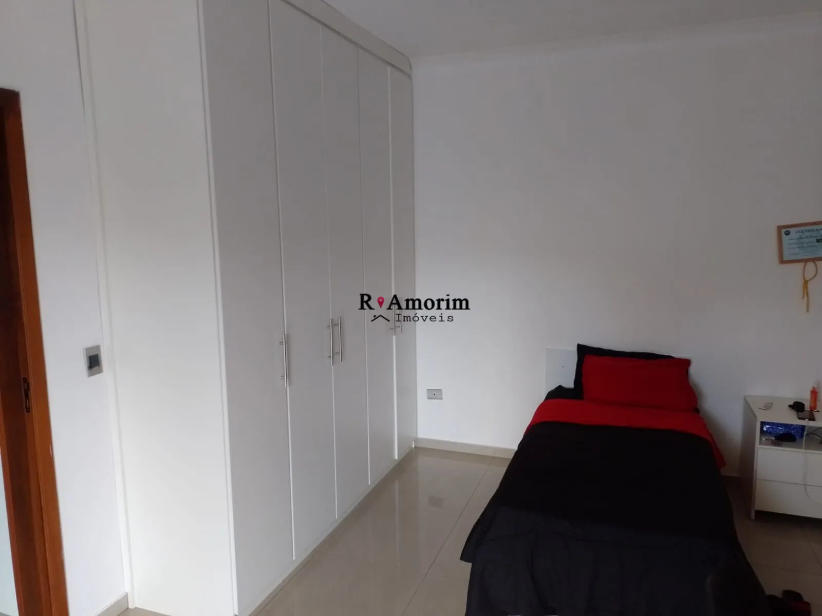 Imagem São Fernando Residência - Casa com piscina a venda no Condomínio São Fernando Residência em Barueri/SP
