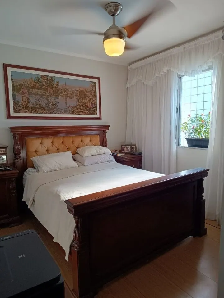 Imagem Casa com piscina no Monte azul