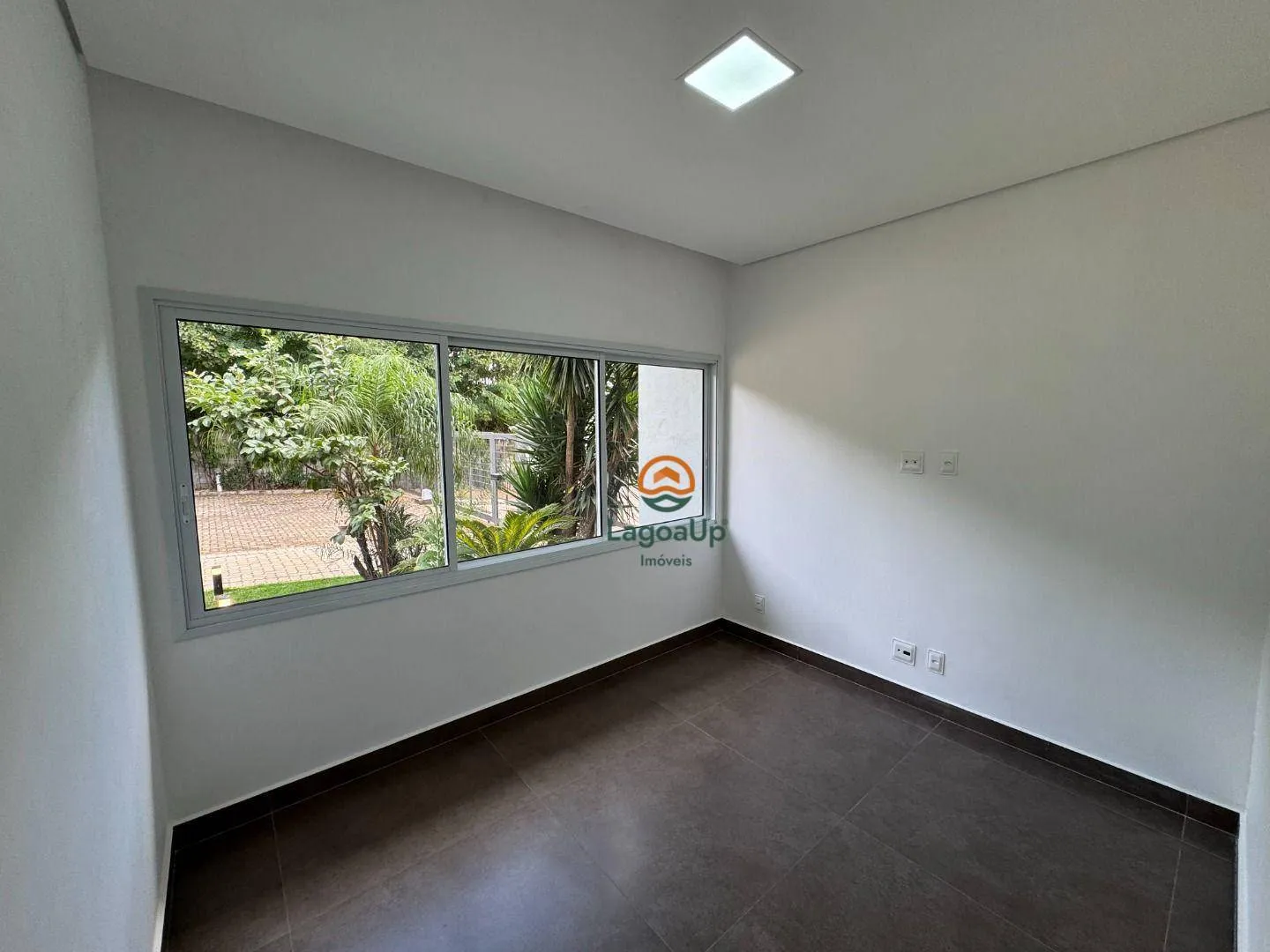 Imagem Casa com 4 dormitórios à venda, 214 m² por R$ 1.290.000,00 - Condomínio Residencial Pequi - Lagoa Santa/MG
