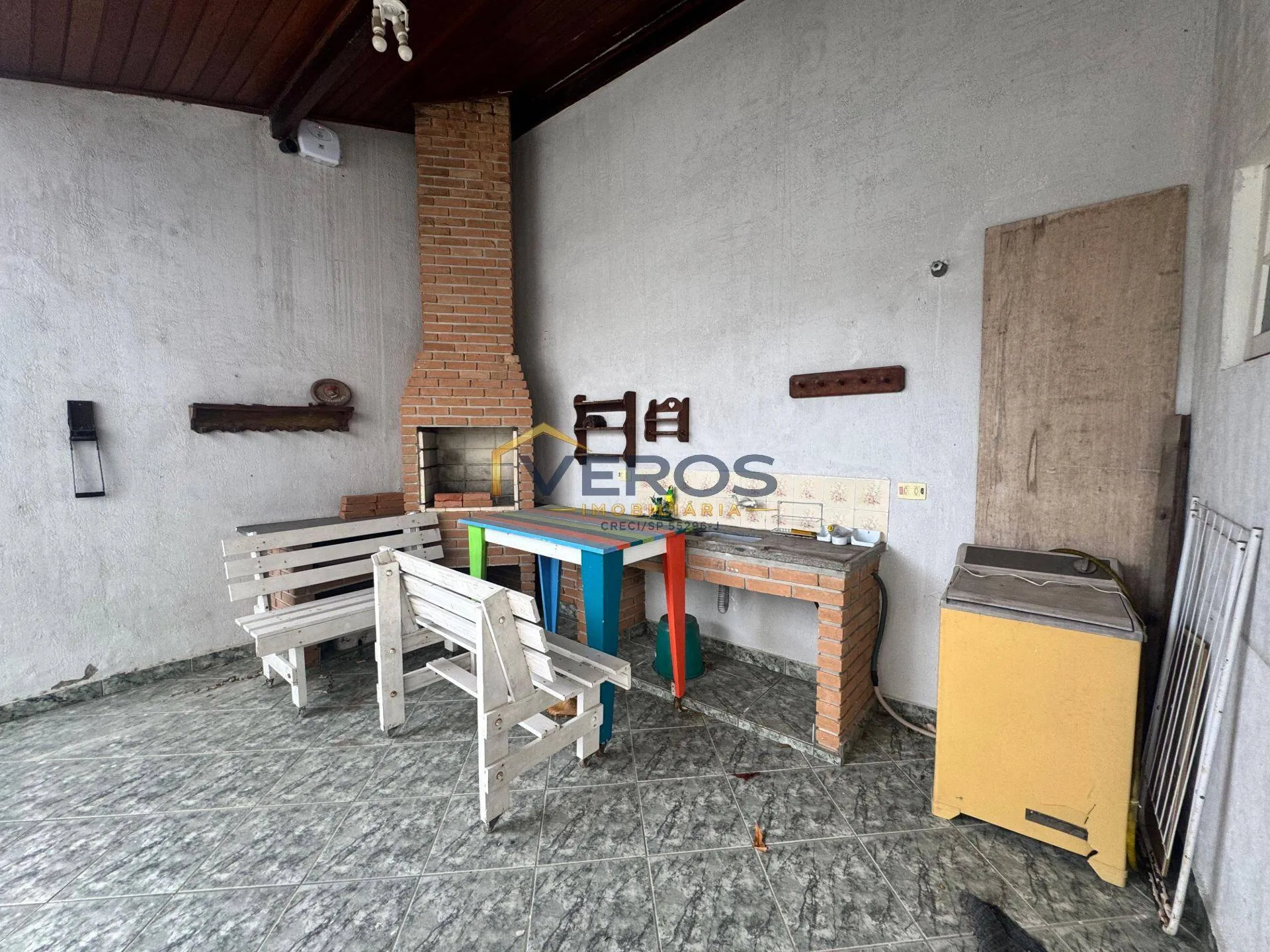 Imagem Casa à venda na Martim de Sá, a apenas 250 metros da praia