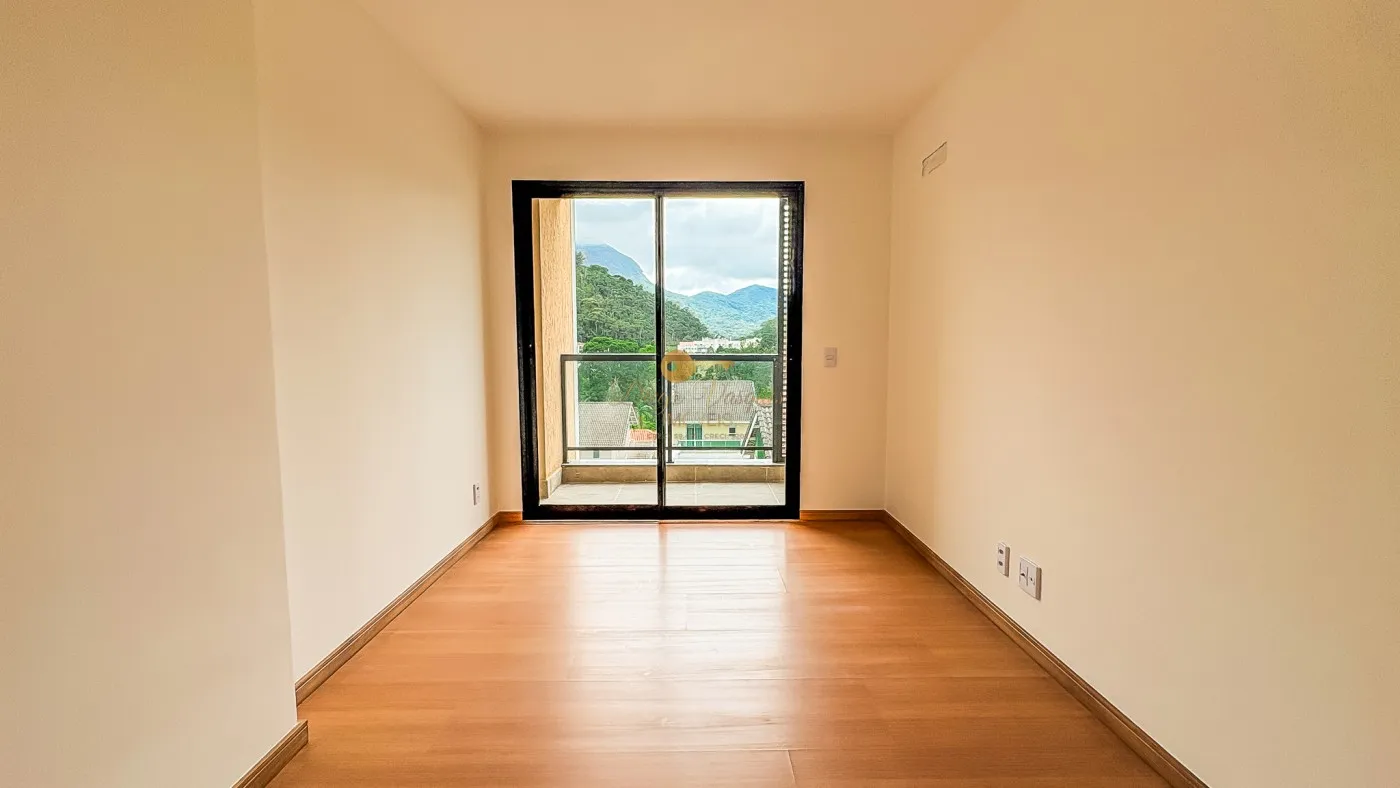 Imagem Apartamento para Venda em Teresópolis / RJ no bairro Várzea