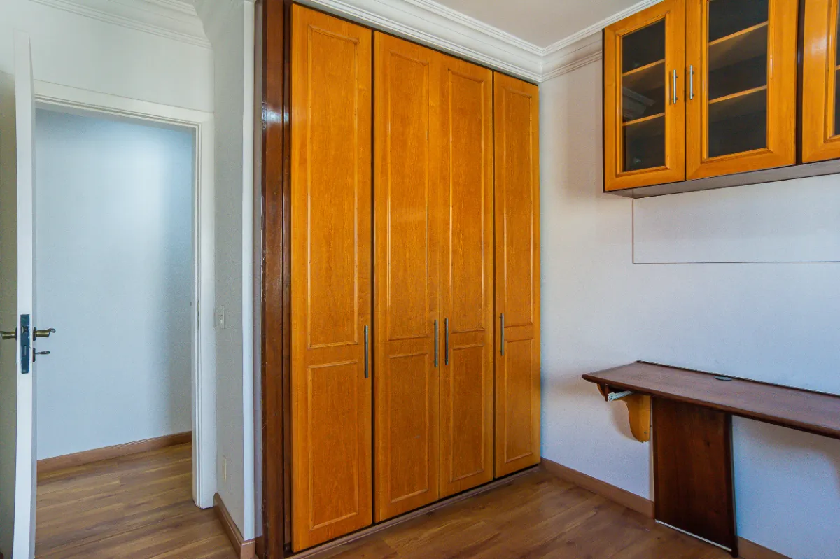 Imagem Cobertura para venda em Vila Suzana com 3 quartos, sendo 1 suíte, 223m2