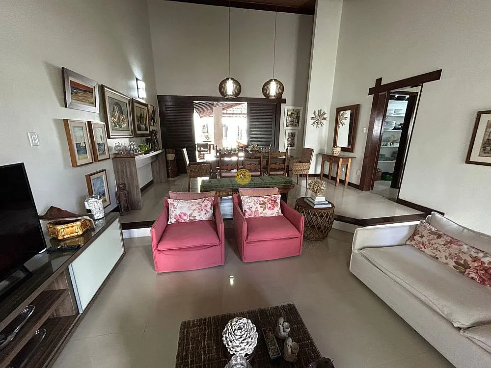 Imagem Casa em Guarajuba, 8 quartos com piscina, perto da praia