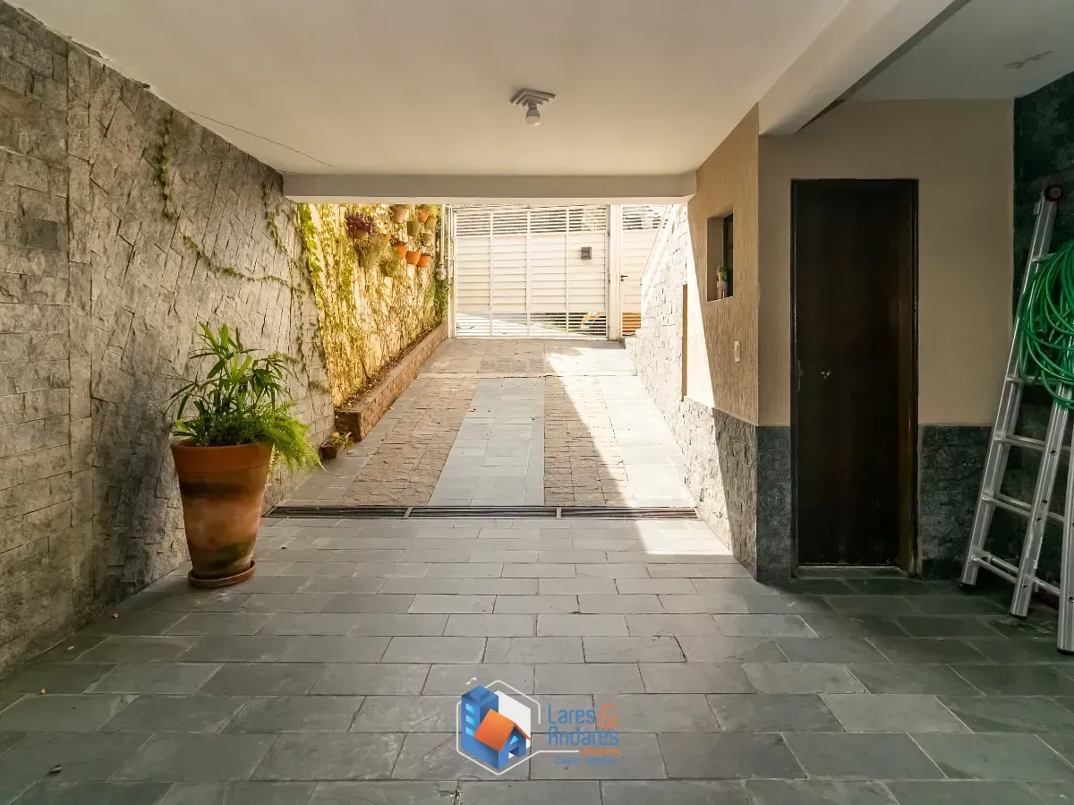 Imagem Sobrado para venda em Moinho Velho com 4 quartos, 206m²