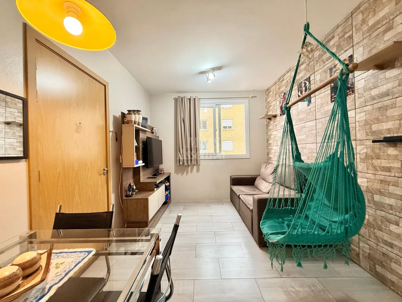 Imagem Apartamento semi mobiliado para venda, no condomínio Residencial Via Brasil, bairro São Jorge em NH